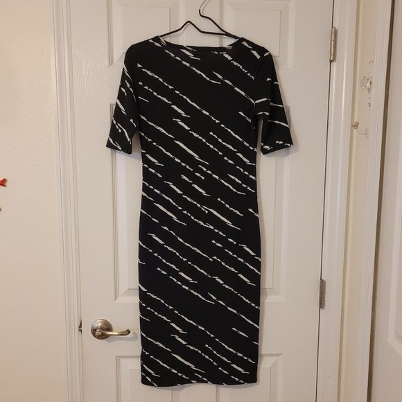 LuLaRoe Julia Dress Size XS - Picture 2 of 3